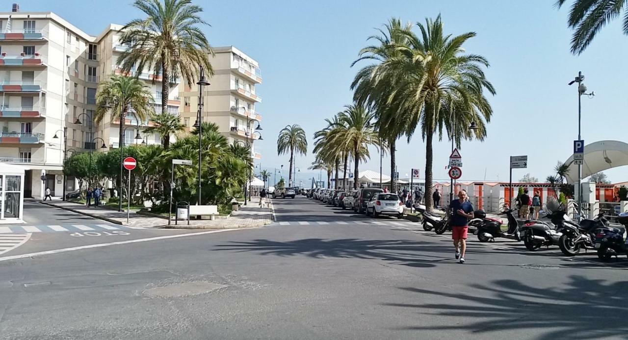 Vr Albenga Appartement Buitenkant foto